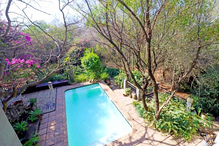 4 Bedroom Property for Sale in Hartbeespoort North West